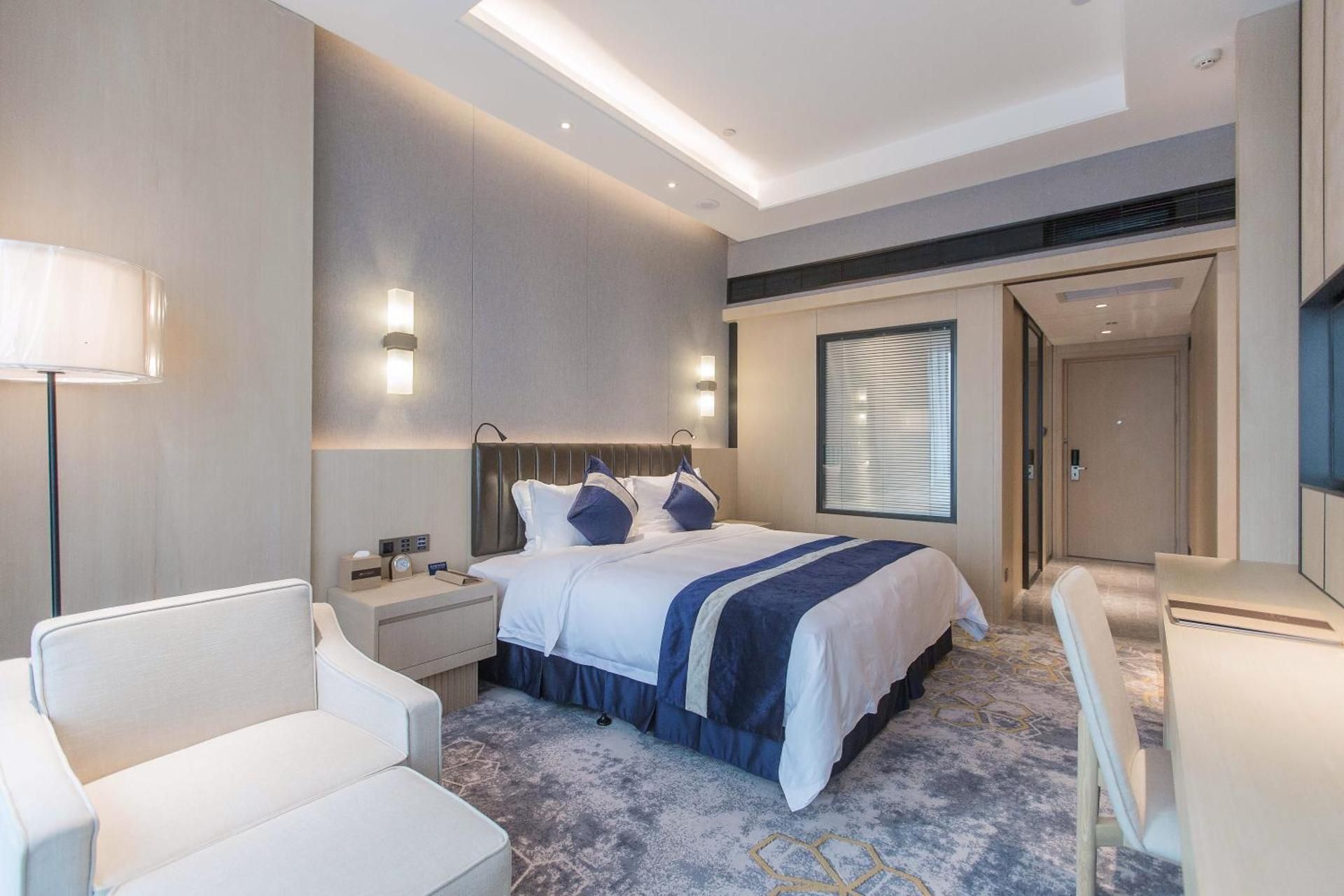 Executive King Room with City View - Non Smoking