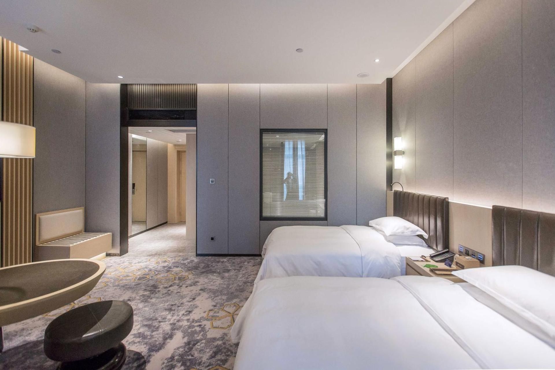 Executive Twin Room with City View - Non Smoking