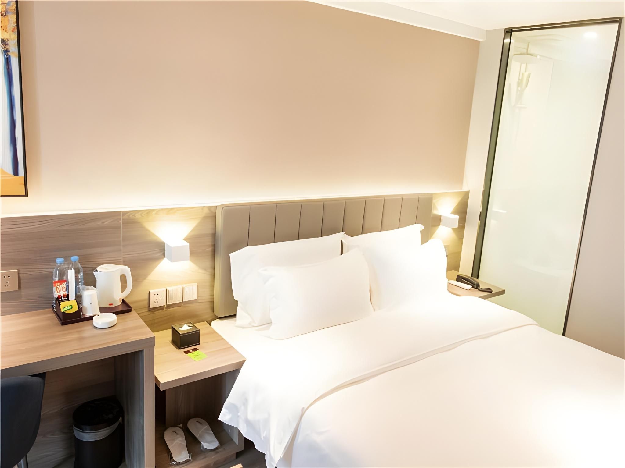 WH -Light Enjoyment Bed Room