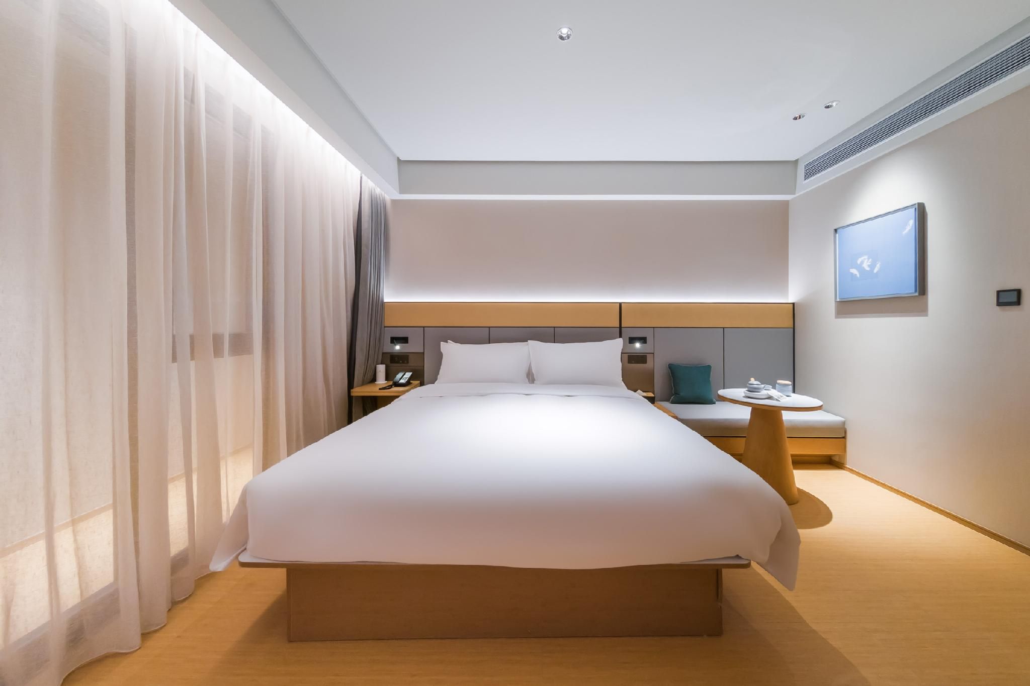 Huazhu - Superior BedRoom