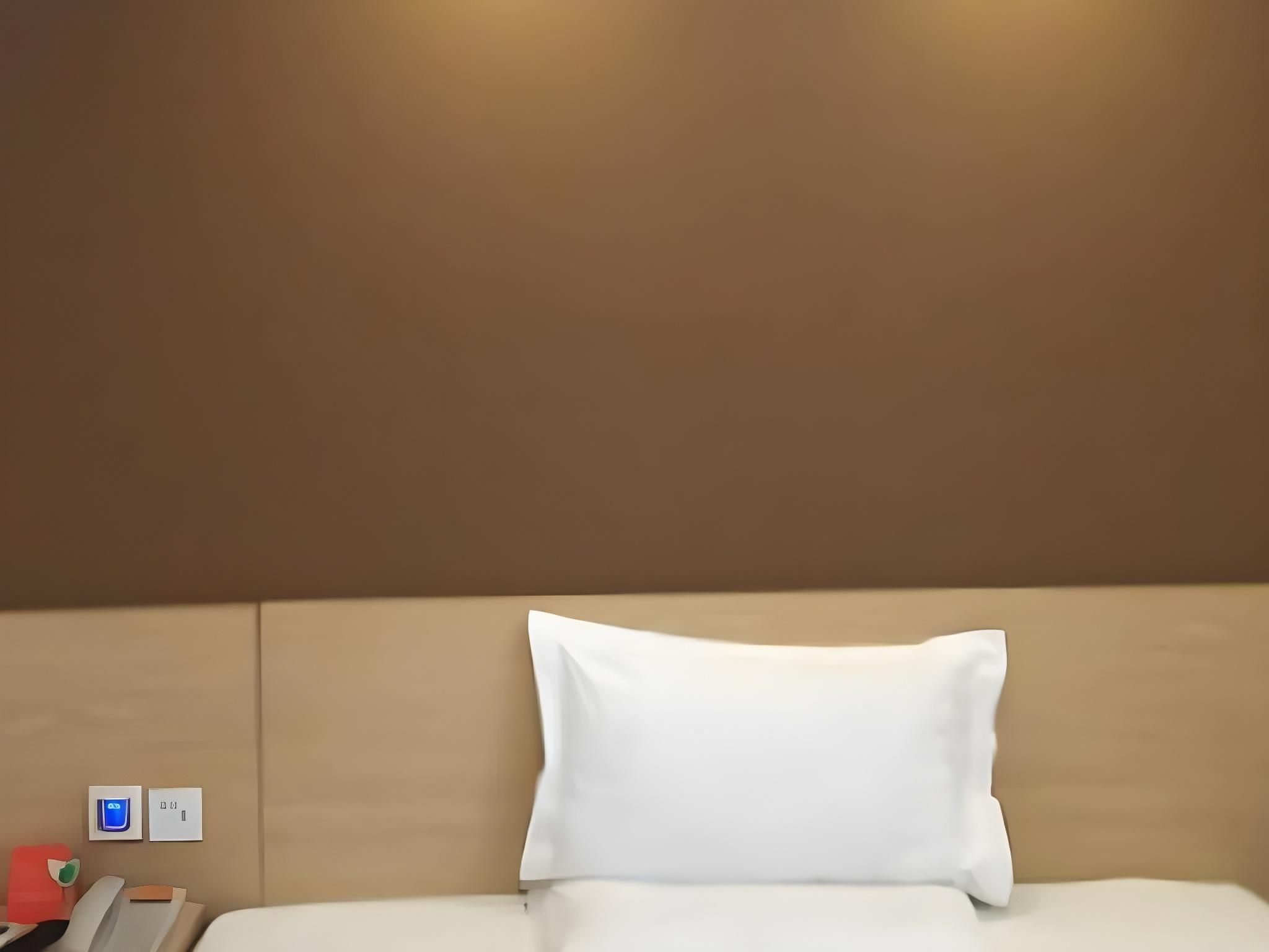 7 Days - Zizhu Twin Room