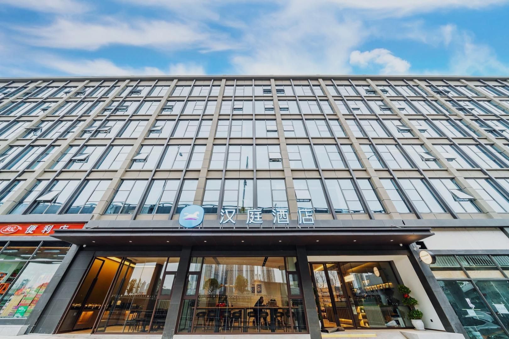 58a0bafe9c3f72c8fcf00b9f26a40438