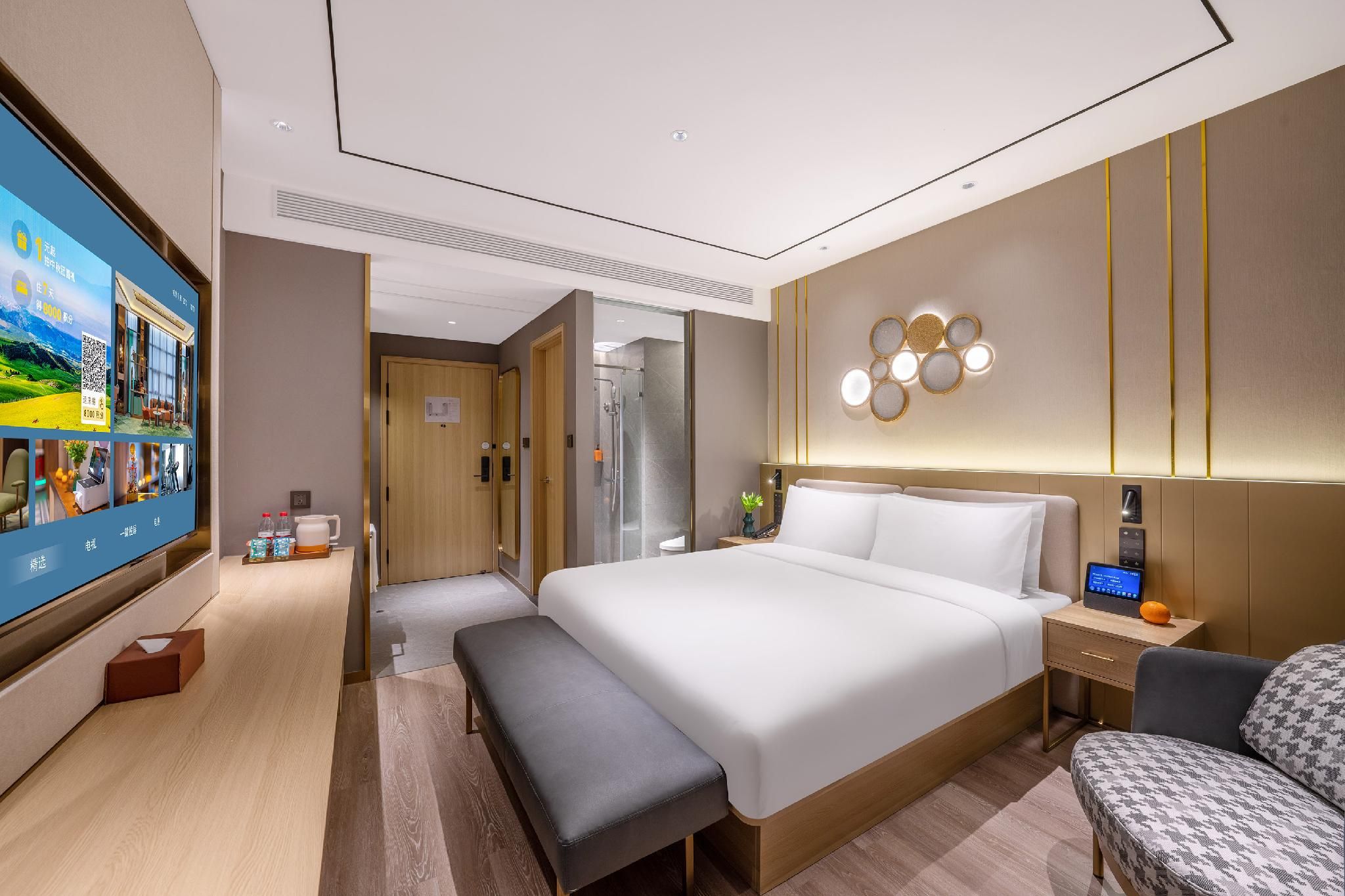 Huazhu - Yueruo Liujin Bed Room