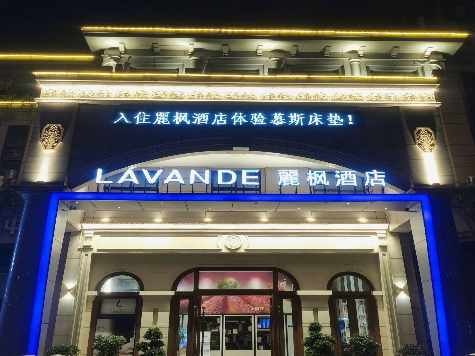 b7102dc9cdcbddf4c697de57a29ed7f3