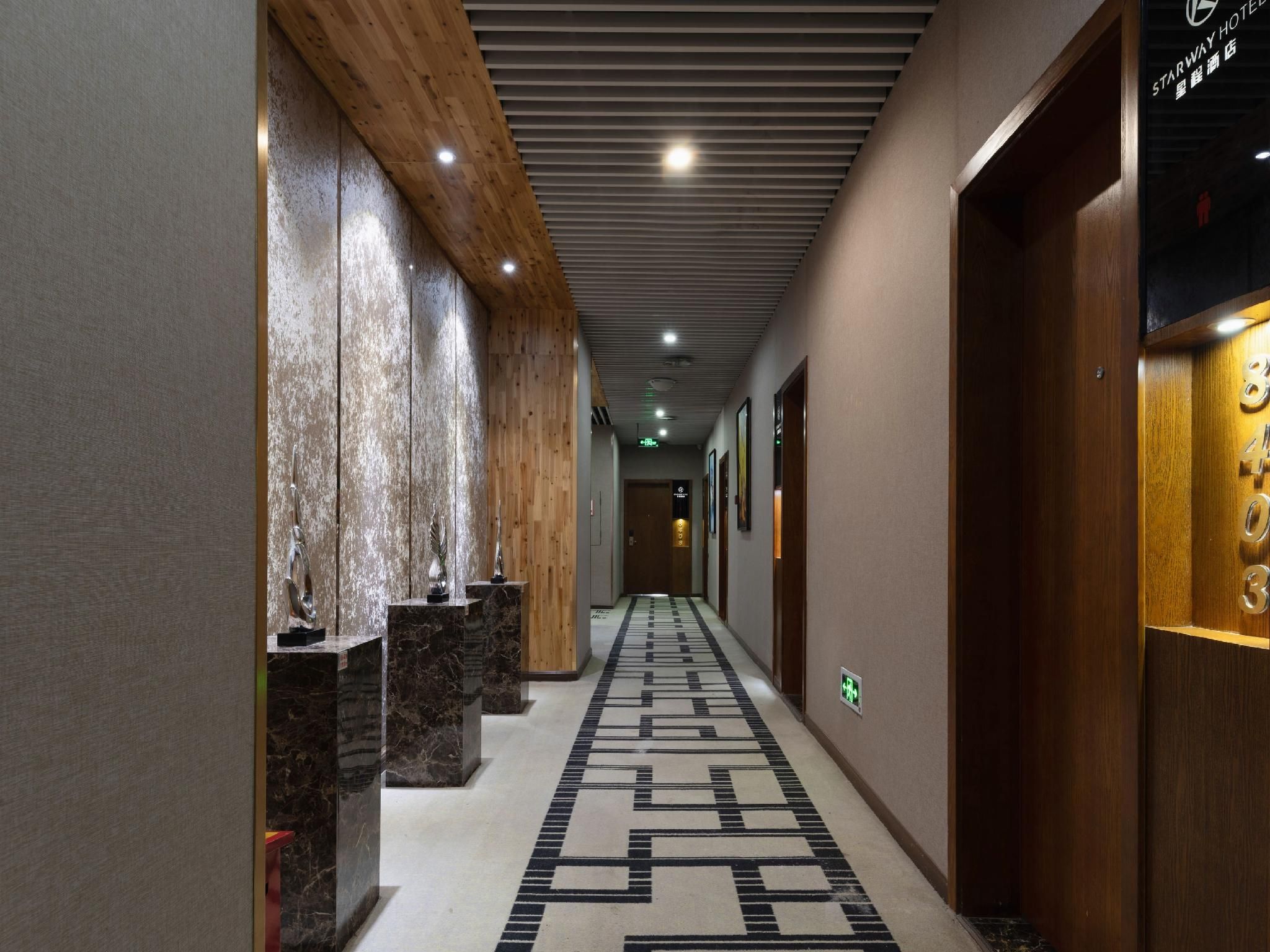 2be017eae9d922fa8f2bc3345e602950