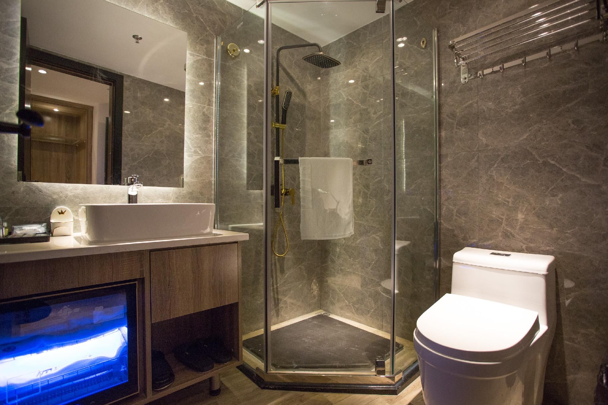 Business Plus Single Room