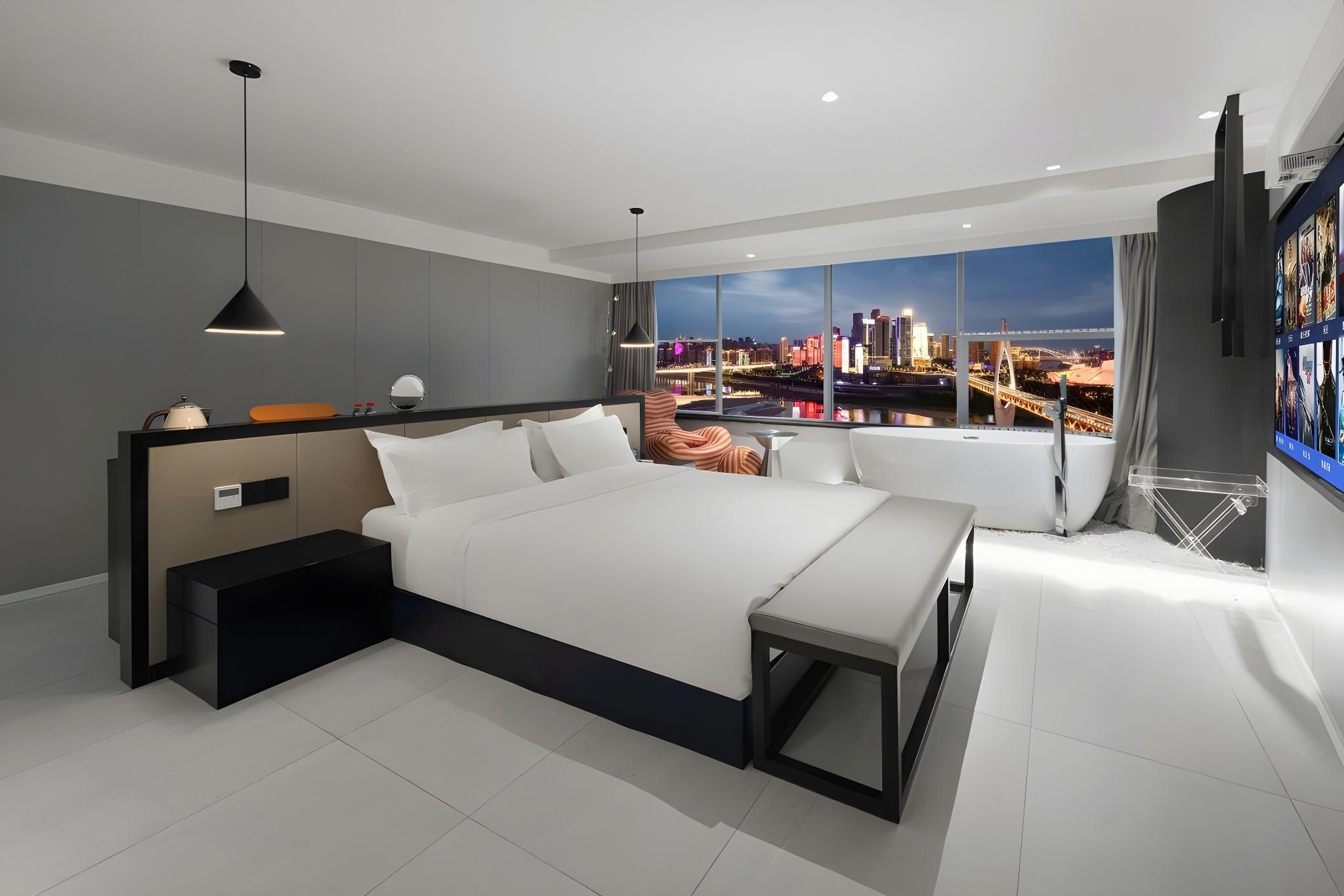 Premier Deluxe River View King Room