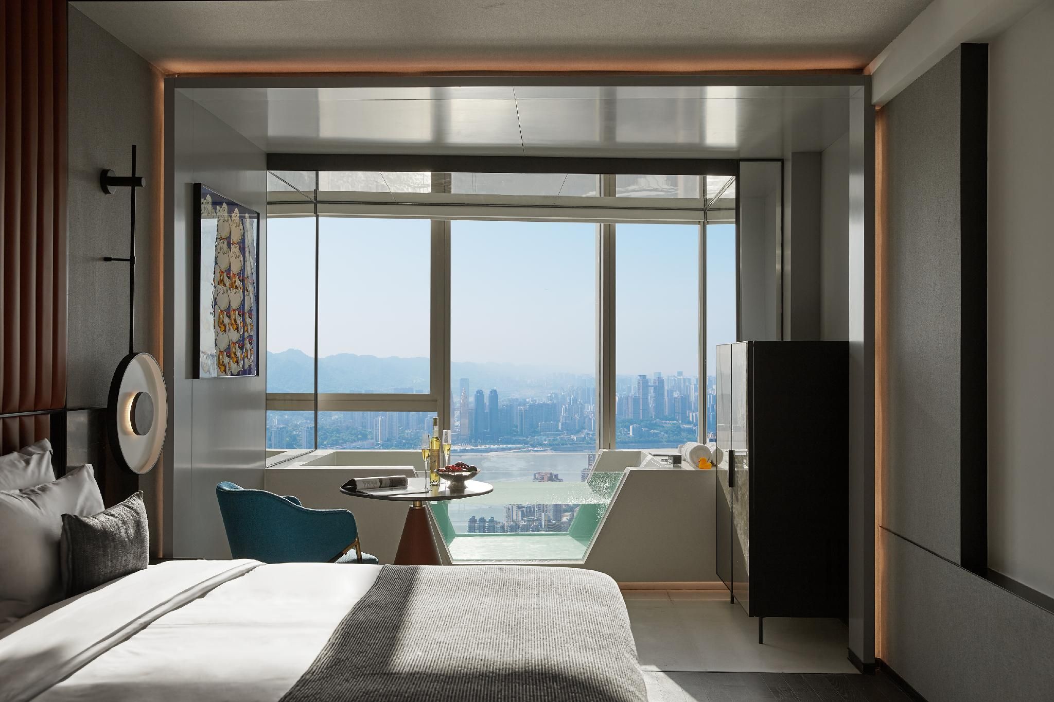 River View King Room - Oversized Bathtub
