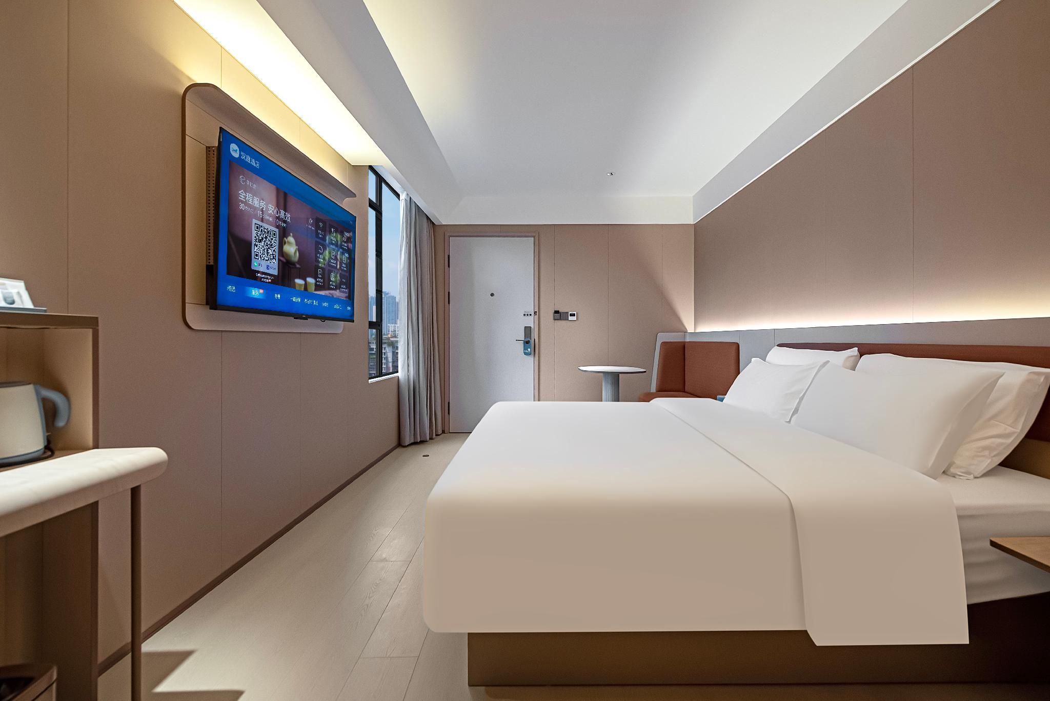 Business Queen Bed Room