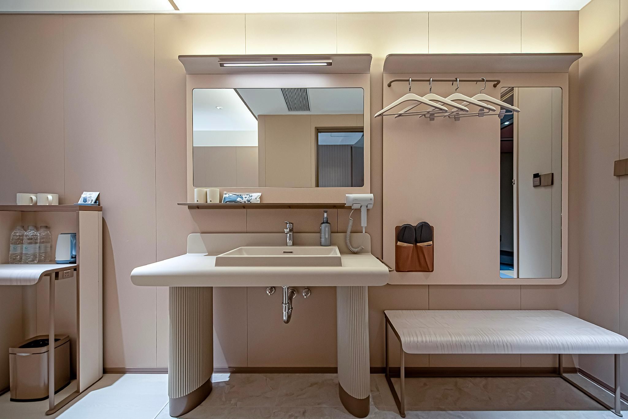 Business Queen Bed Room