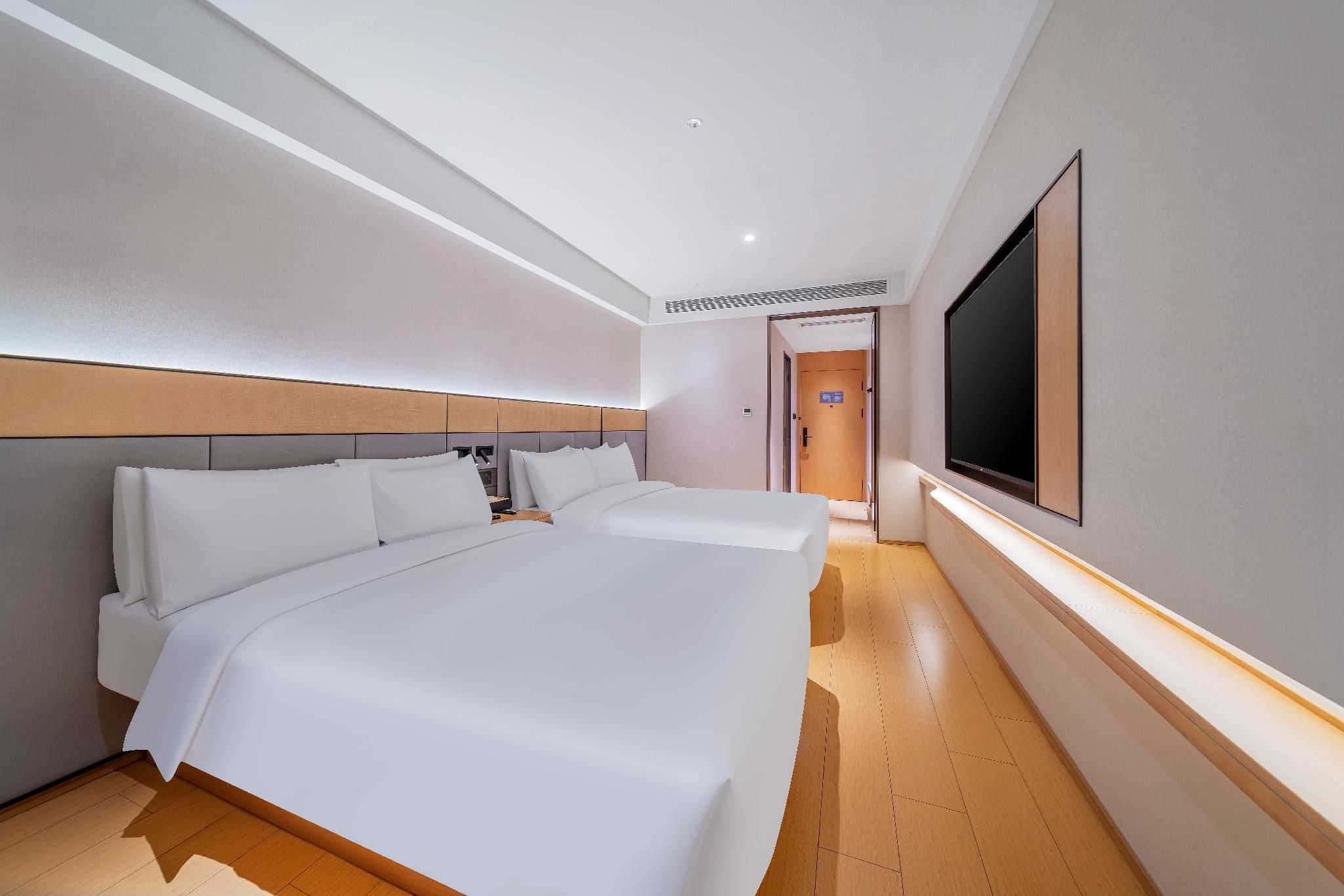 Ji Hotel Chongqing Jiefangbei Pedestrain Street Family Room