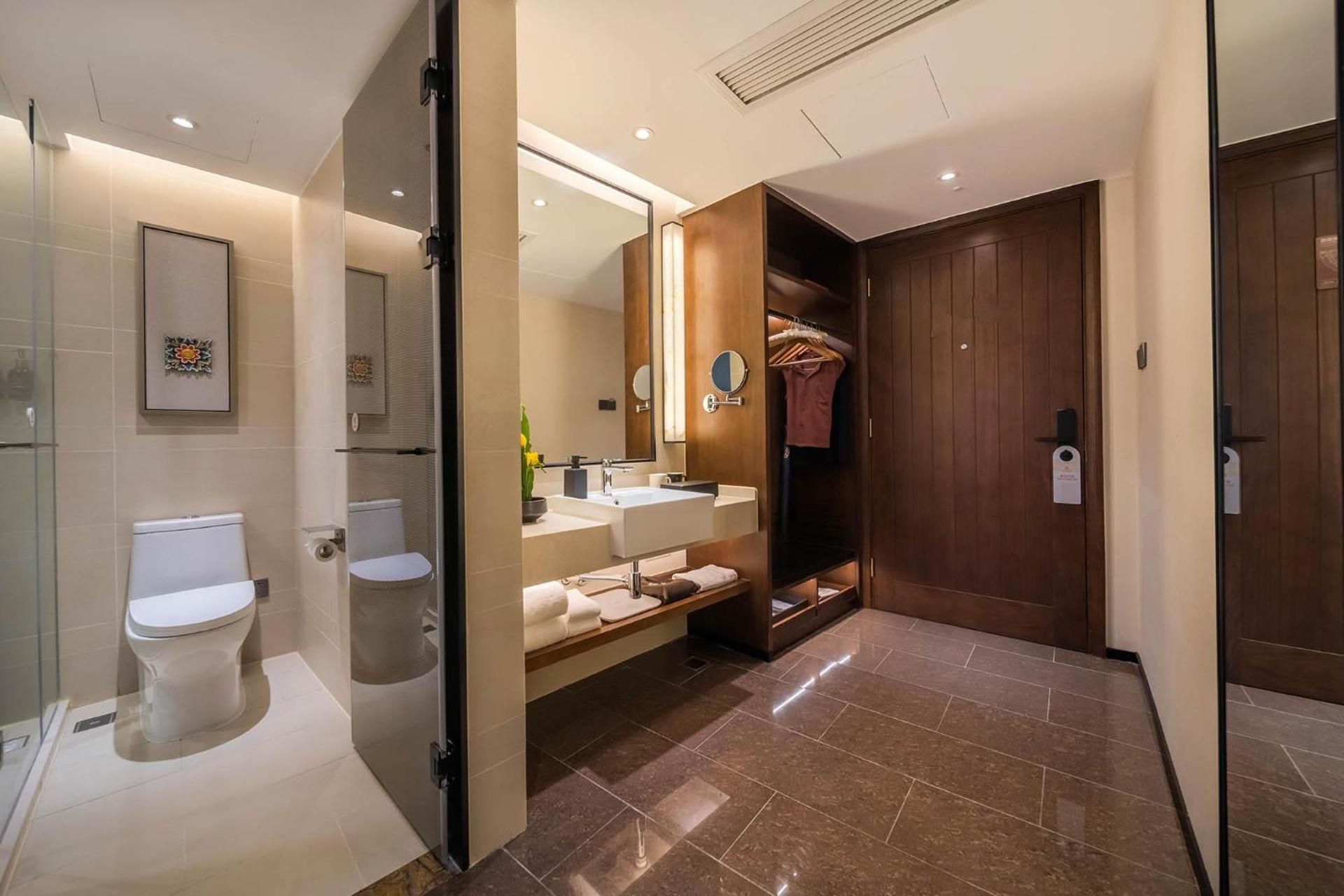 Double Room with View