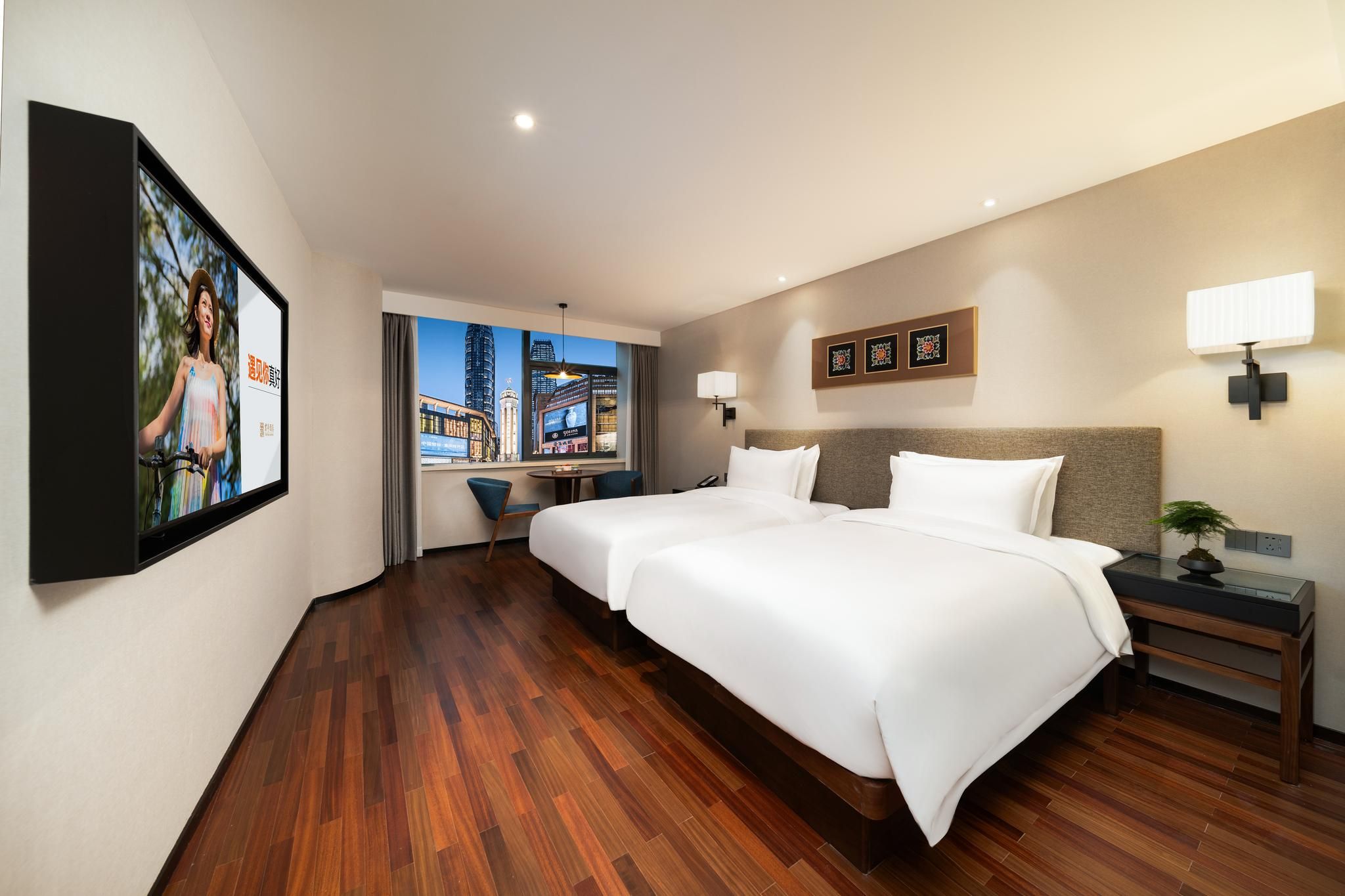 Four Seasons Twin Bed Room with View