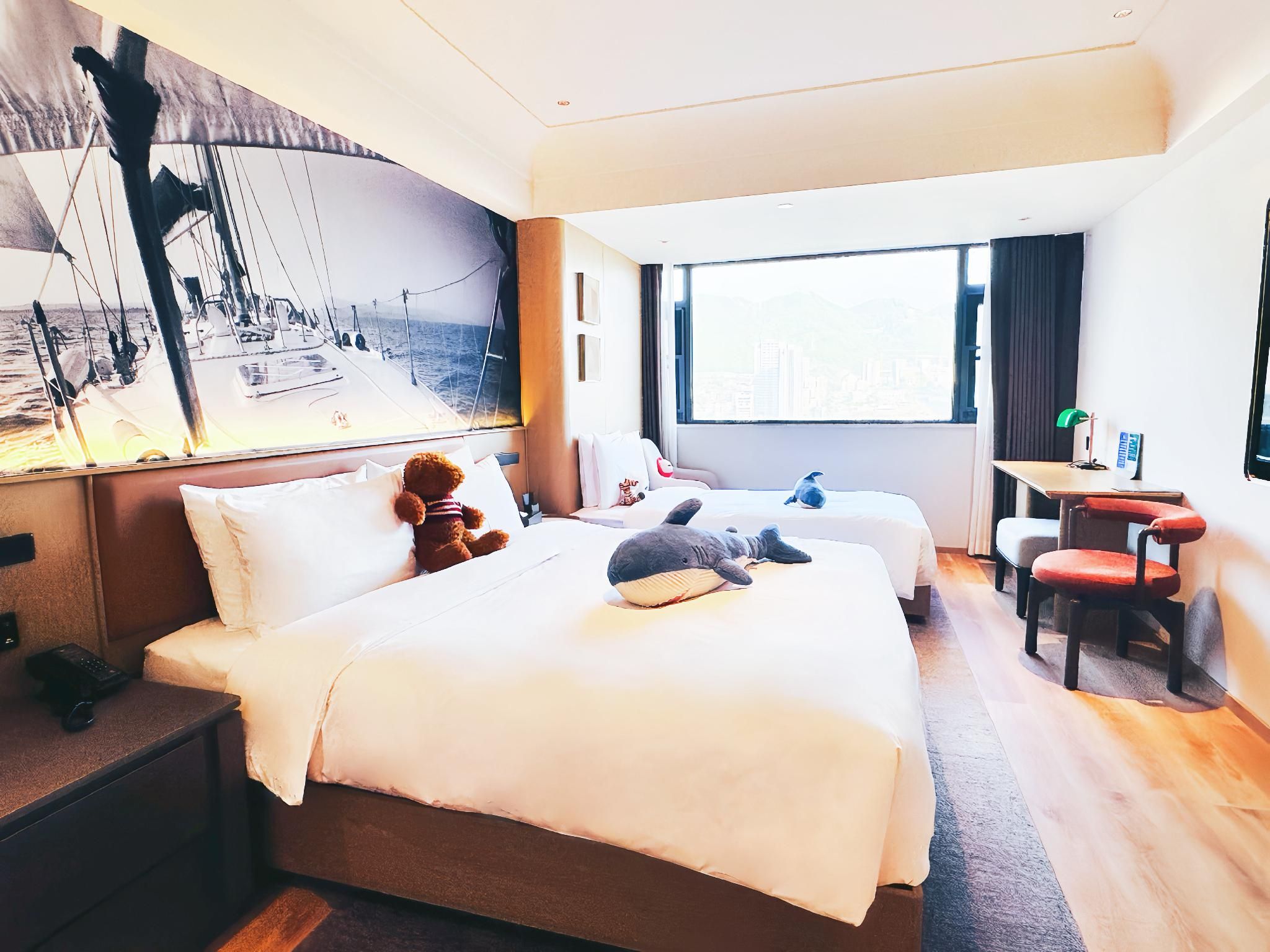 Deluxe Parent-child Room with River View