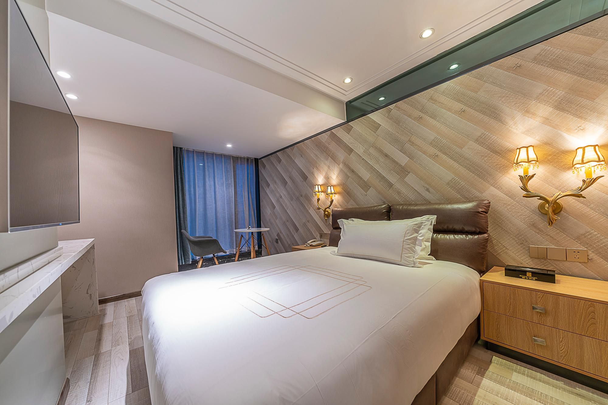 Rezen - Comfort Sunshine 1 Bed Room