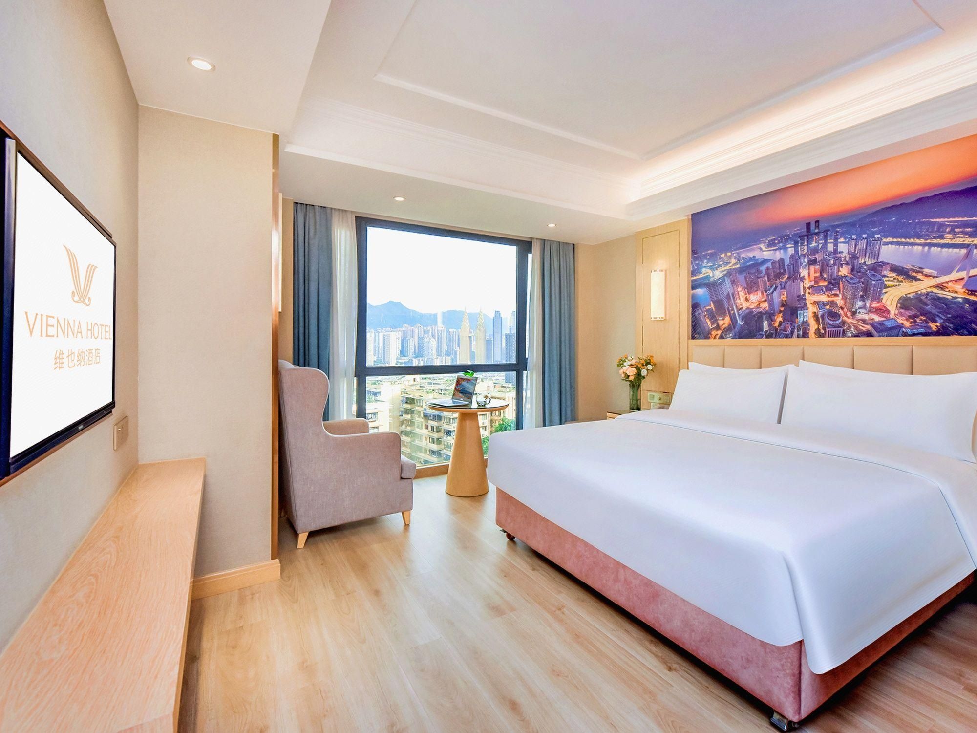 Vienna - 1 Bed Room with View