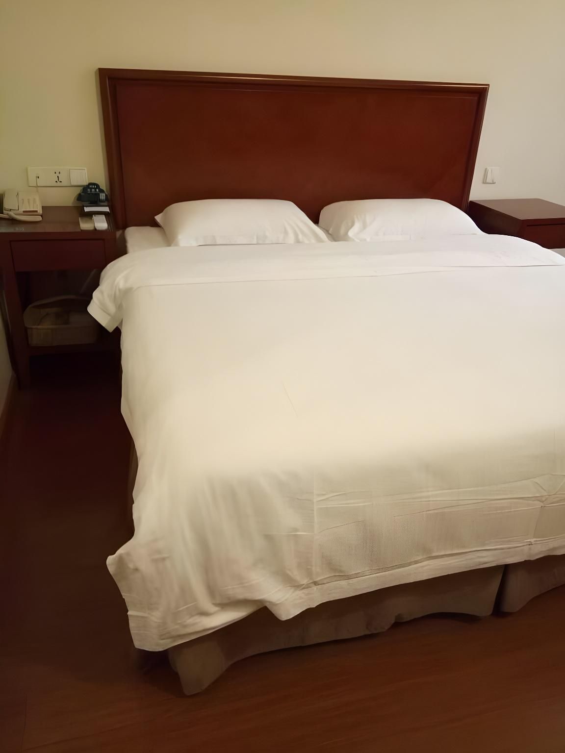 GTI - 1 Bed Guest Room, 1.5M Bed
