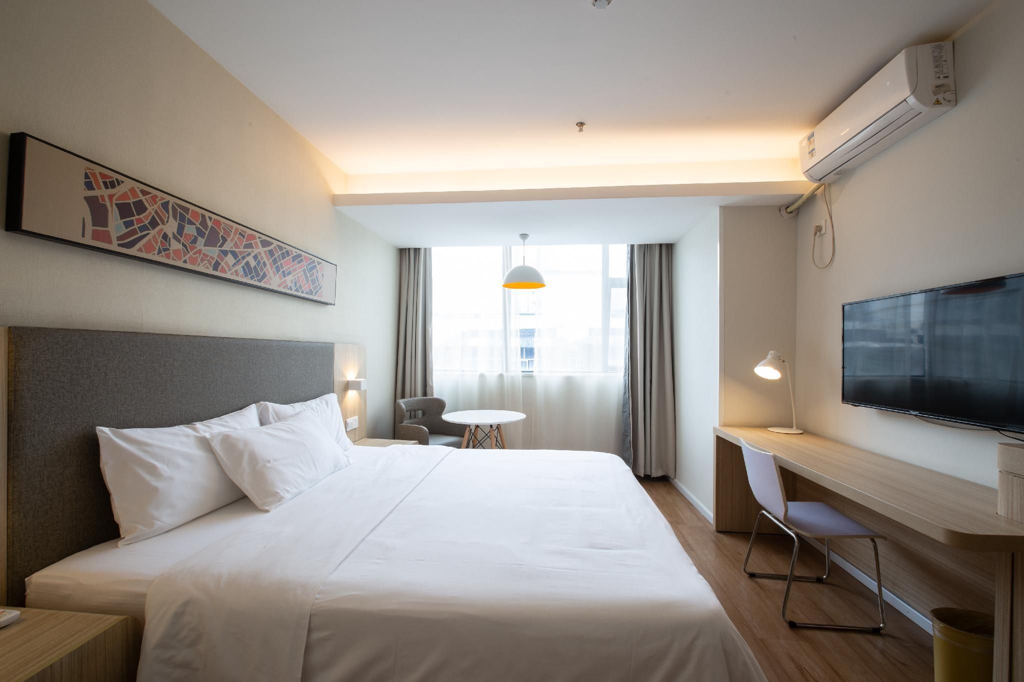 Hanting Hotel Chongqing Daping Longhu Times Paradise Walk Superior 1 Queen 3