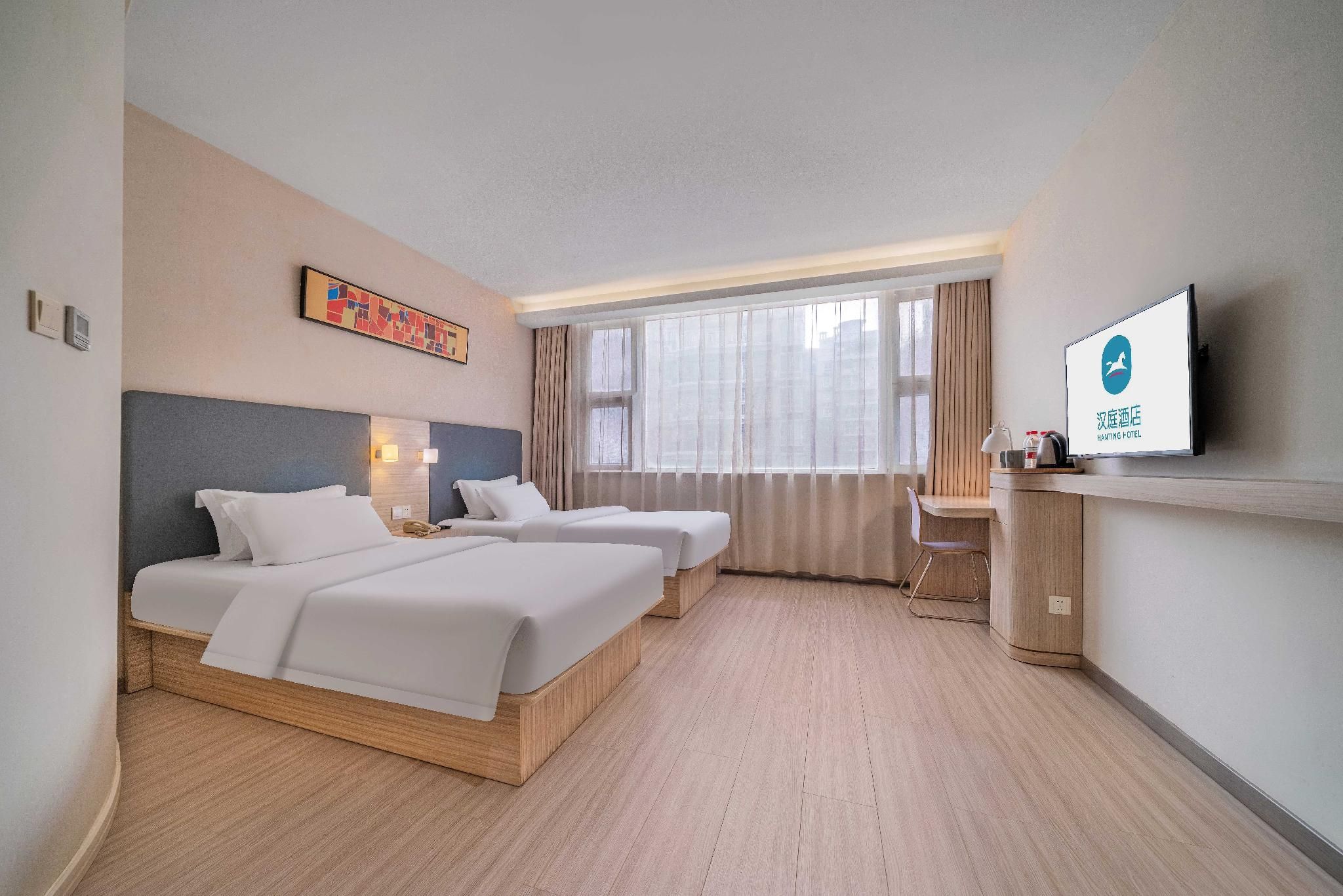 Twin Business Room