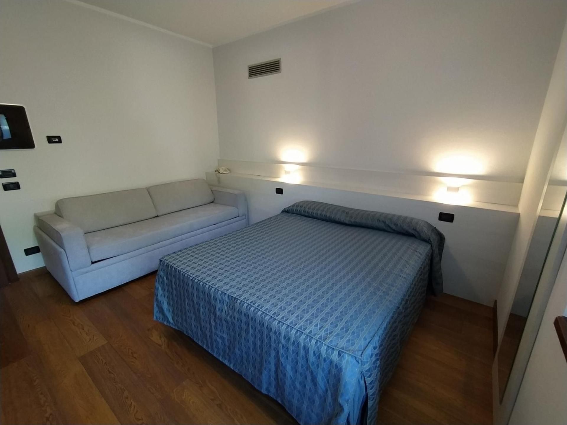 Triple Room with Mountain View