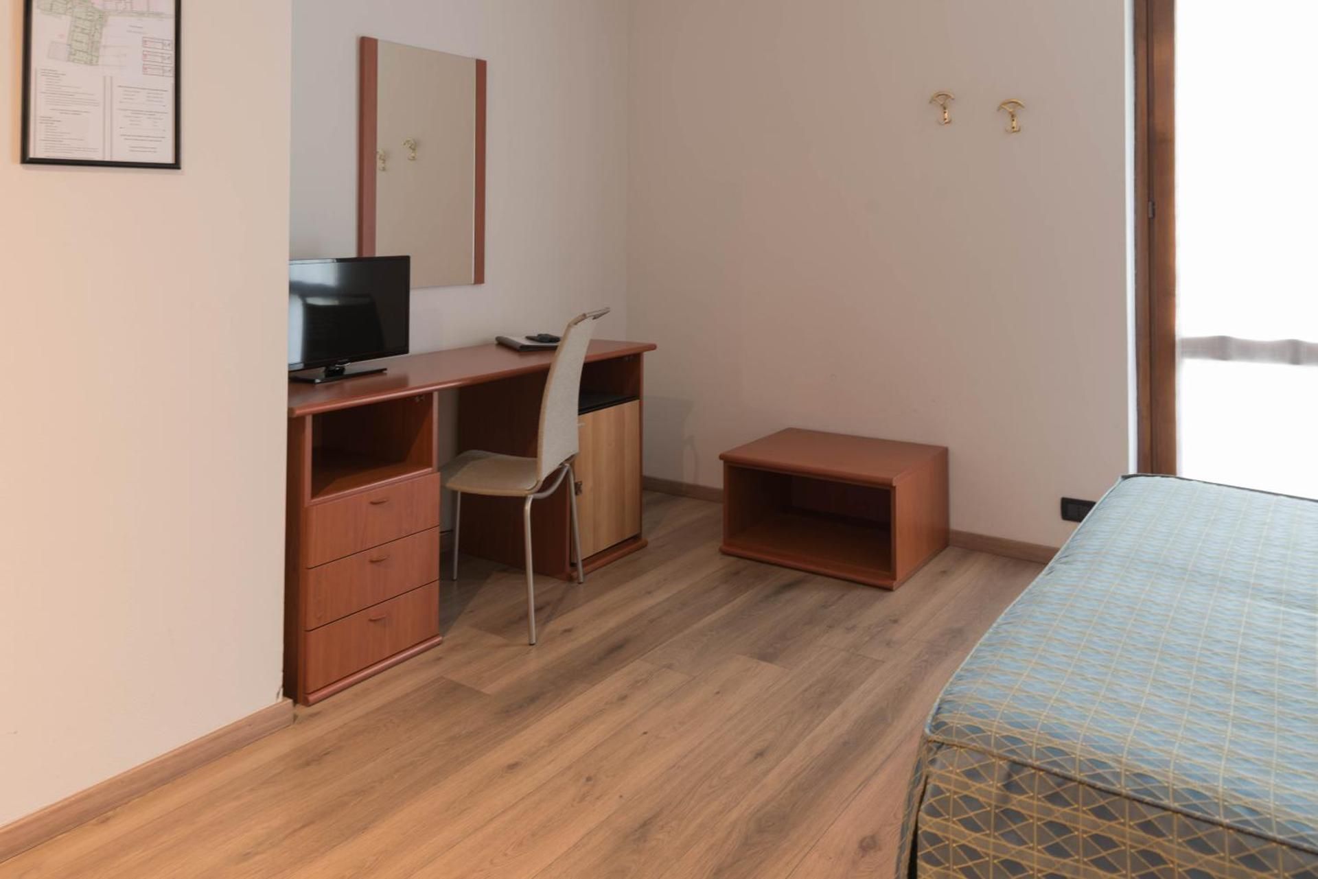 Double Room with Pool View