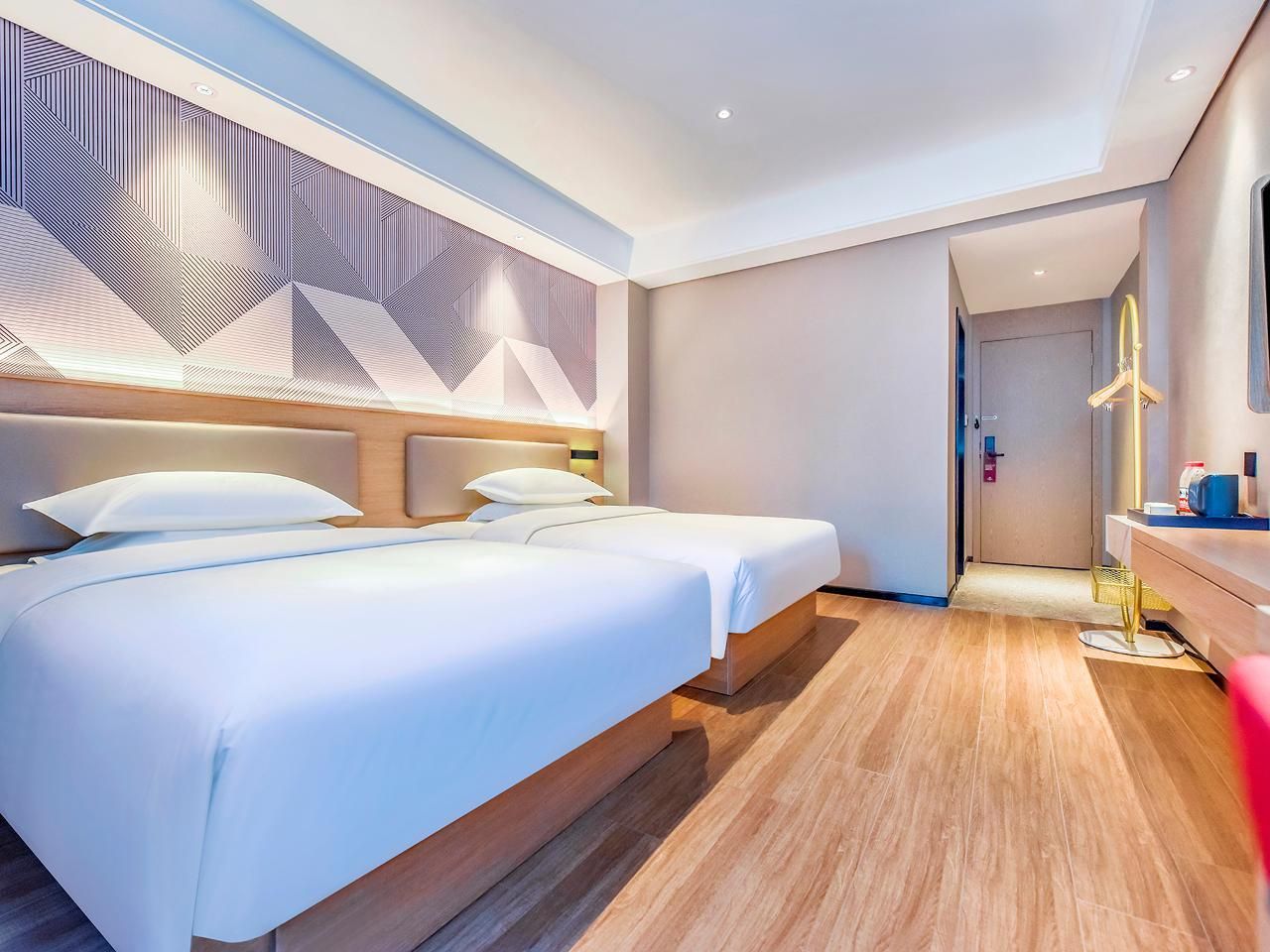 Dossen - Family Room