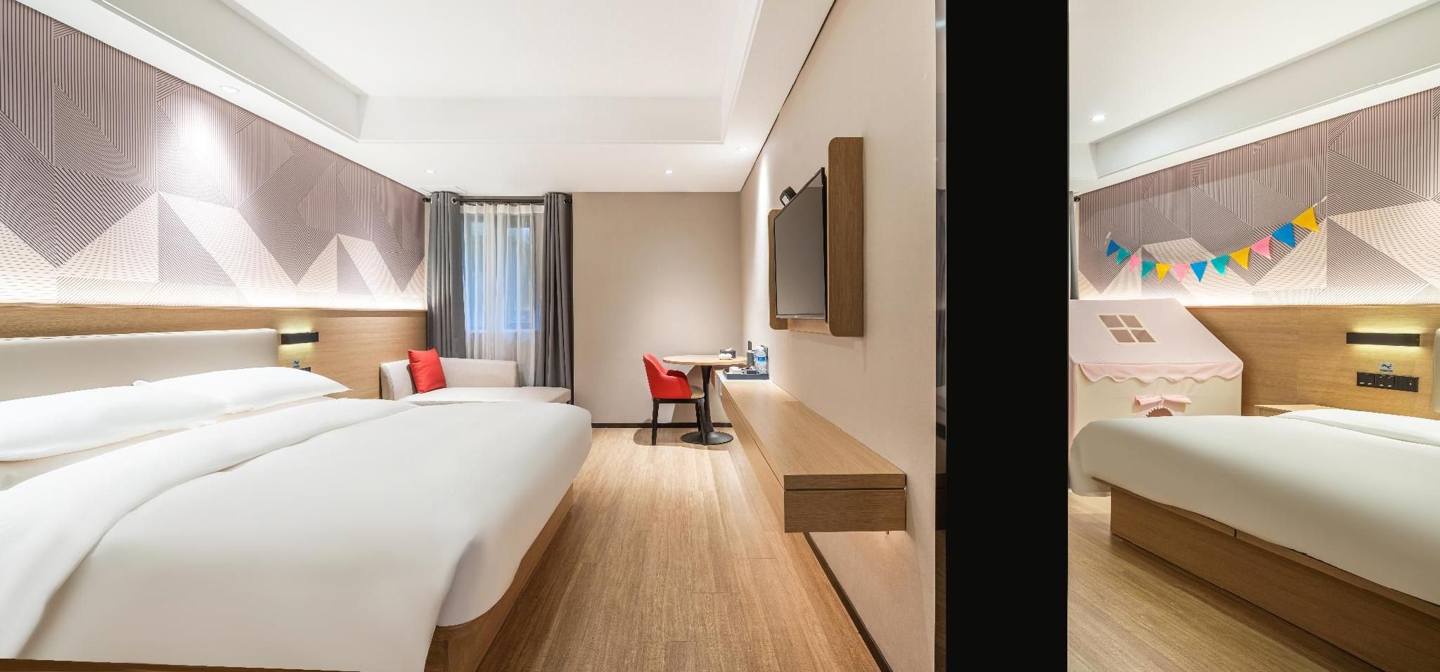 Dossen - Deluxe Family Room