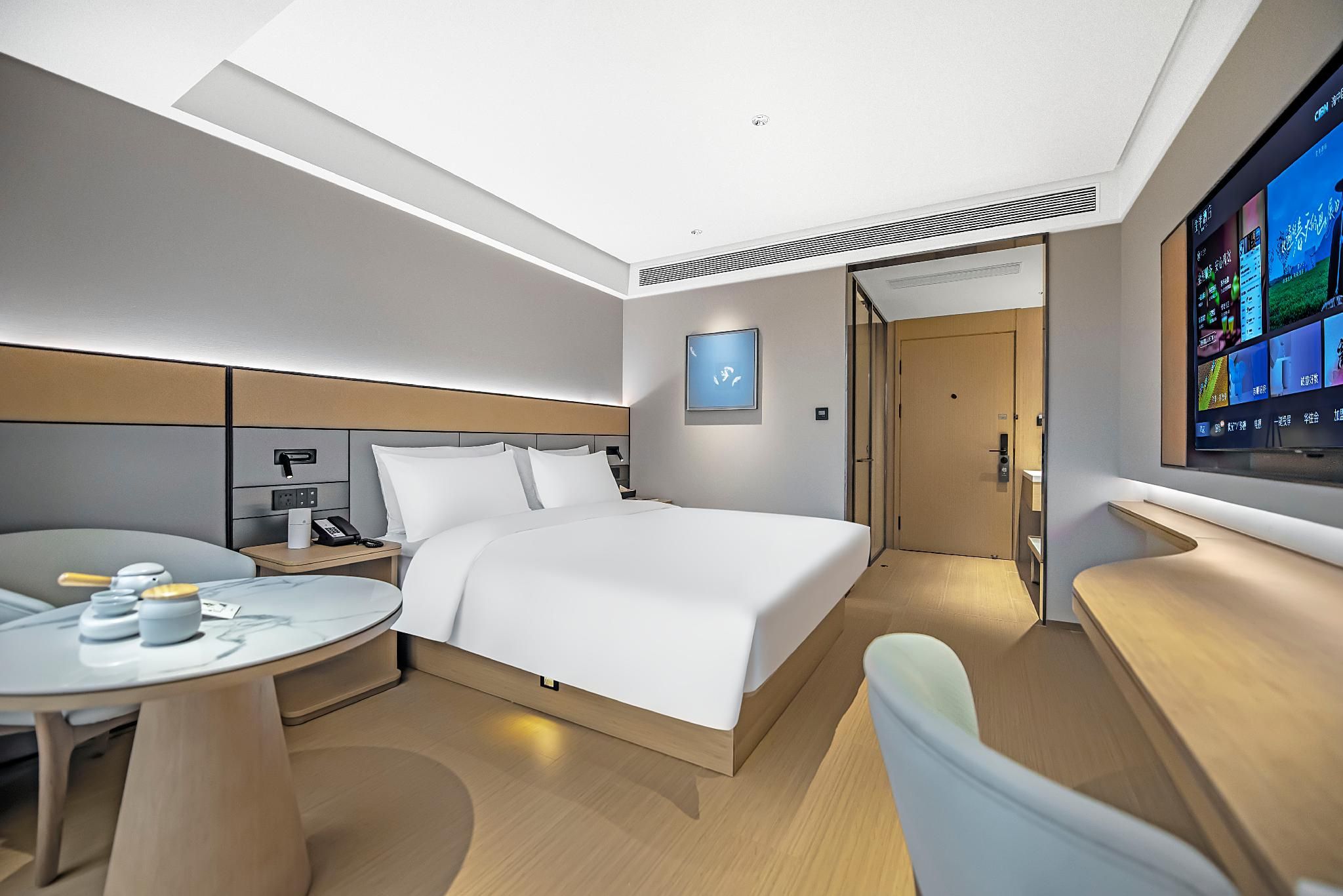 Queen Room City View