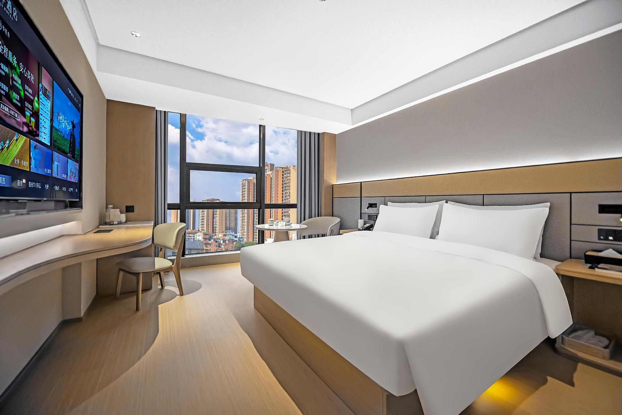 Queen Room City View