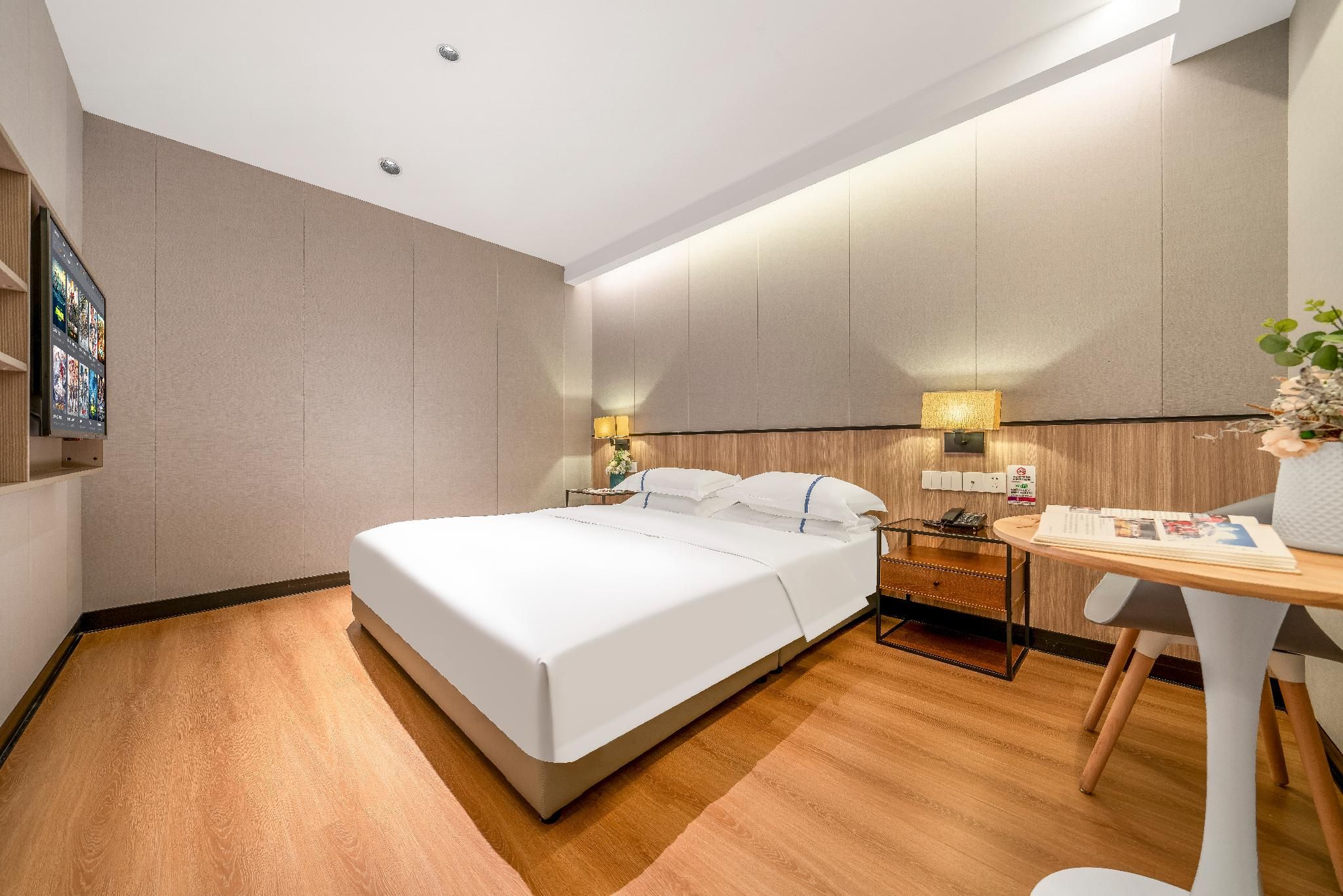 No Window - Superior Room