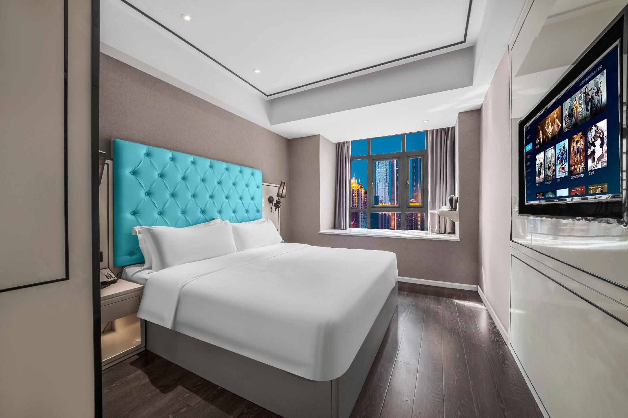 Xana - Deluxe Bed Room