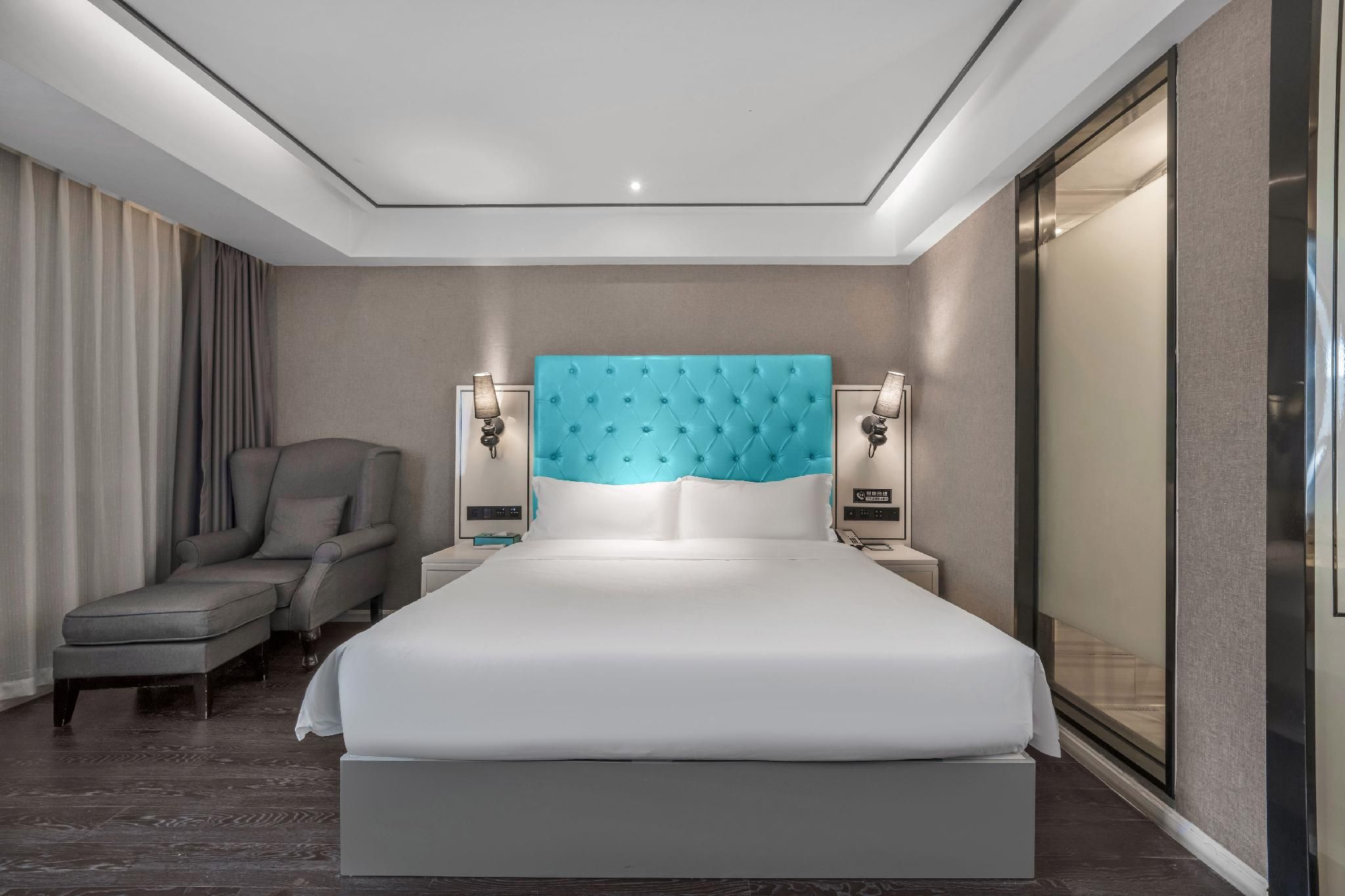 WH - Godness Romantic Bed Room