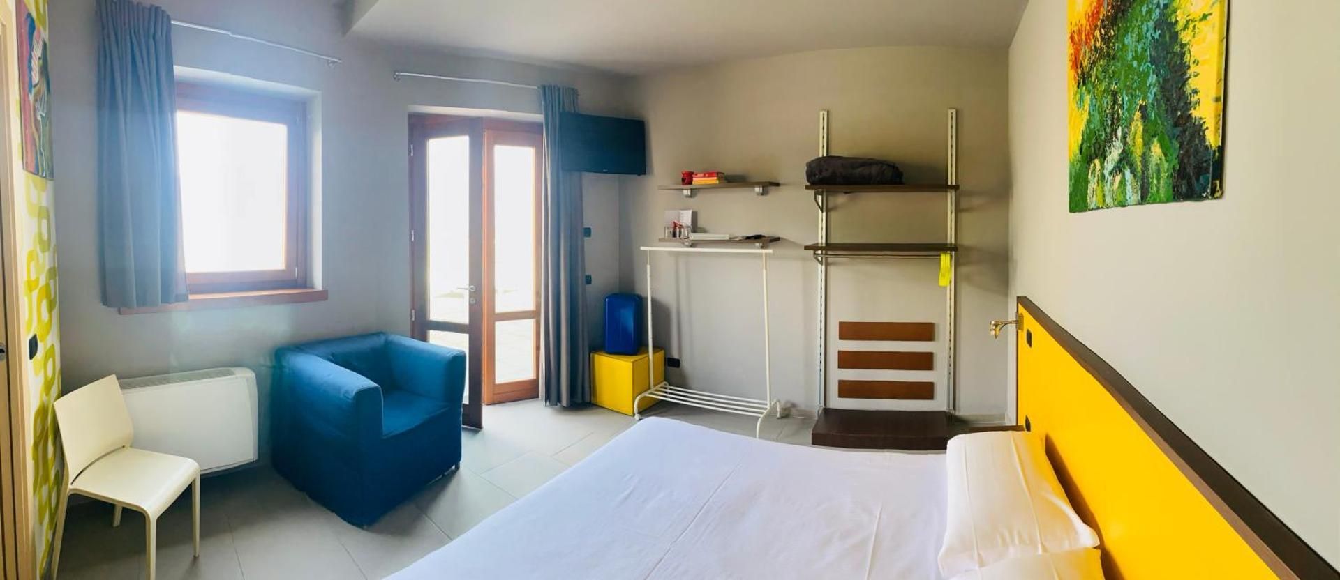 Queen Room with Lake View