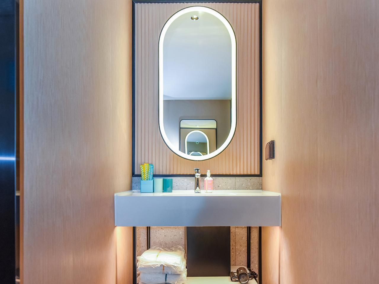 Dossen - Deluxe Family Room