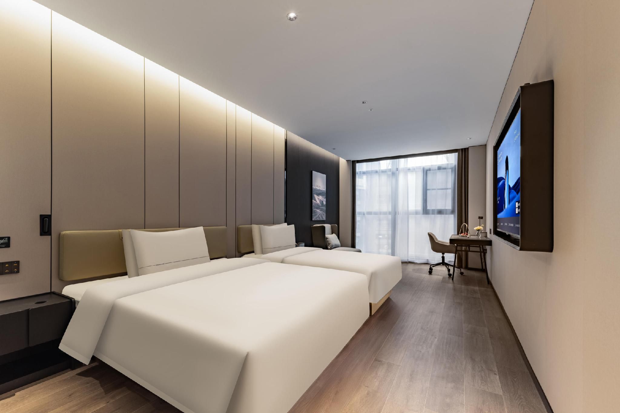 Premier Family Room, City View