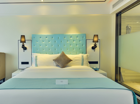 Superior Queen Room