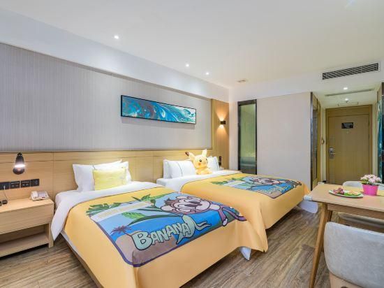 Rezen - Parent Child Room