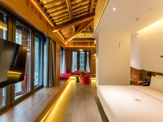 Theme Double Room - Chongqing Nostalgic 