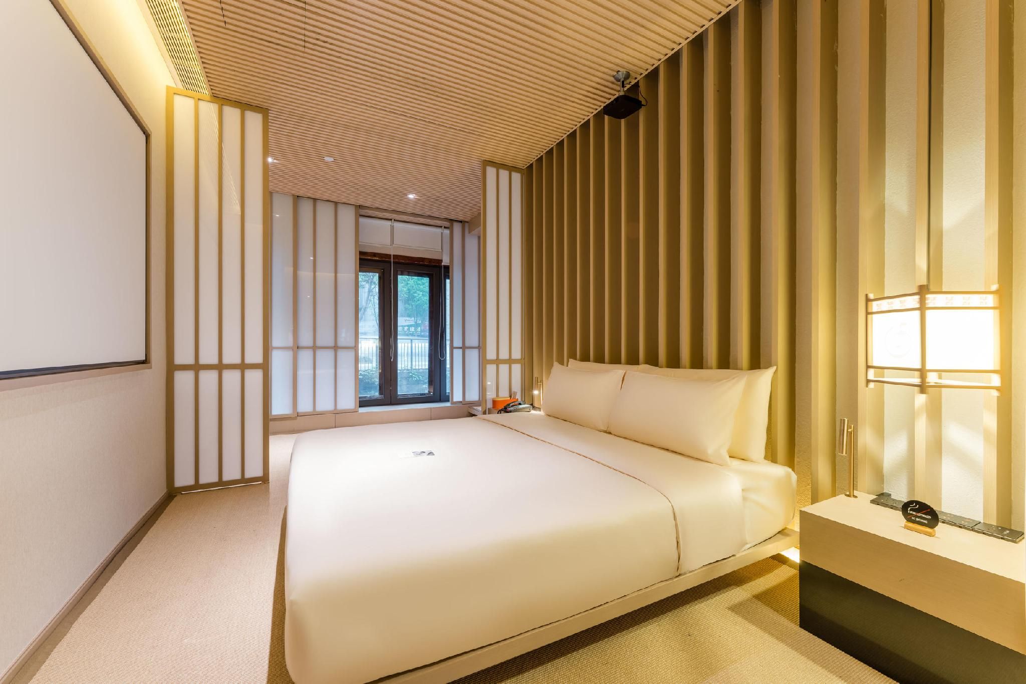 Atour - Qingying String Music Theme 1 Bed Room