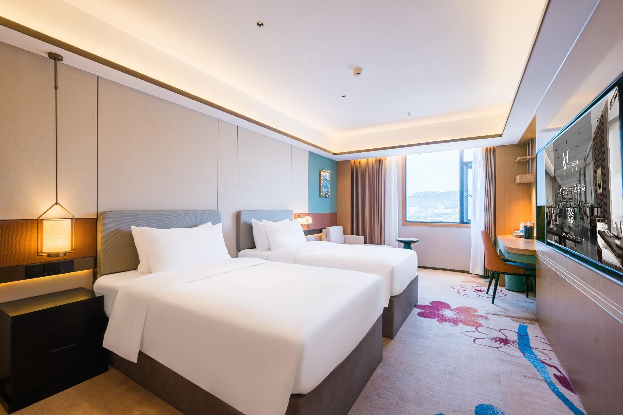 Deluxe Twin Room with River View