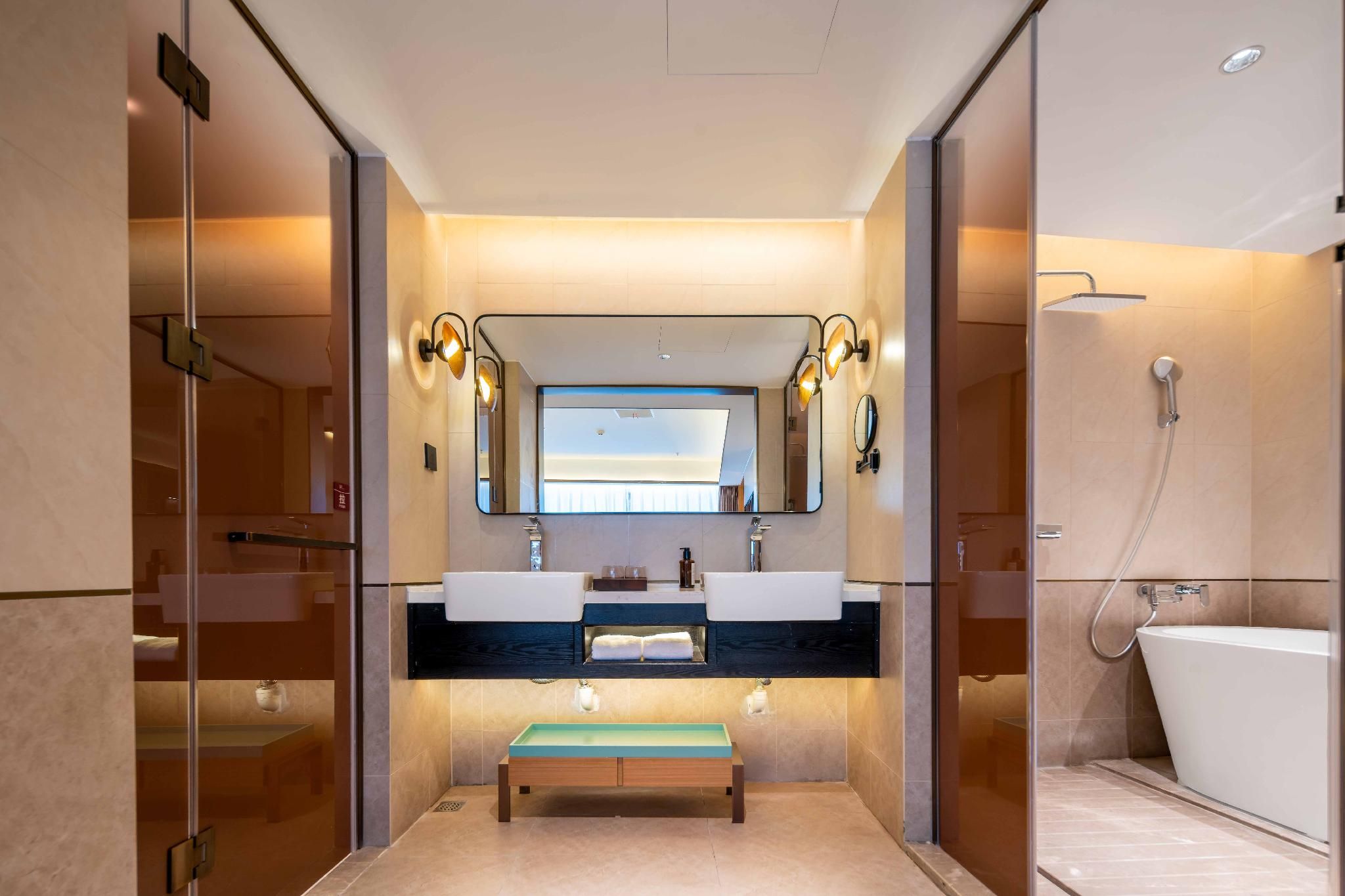 Executive King Room with River View