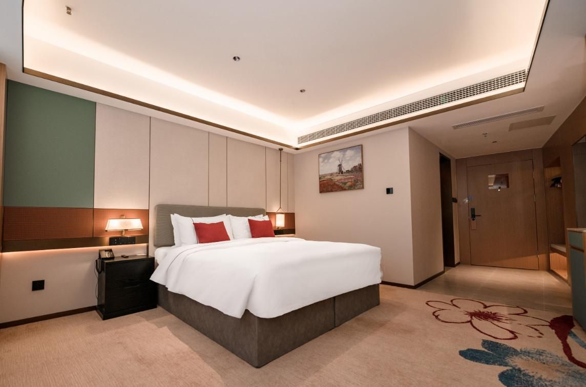 Huazhu - Superior BedRoom