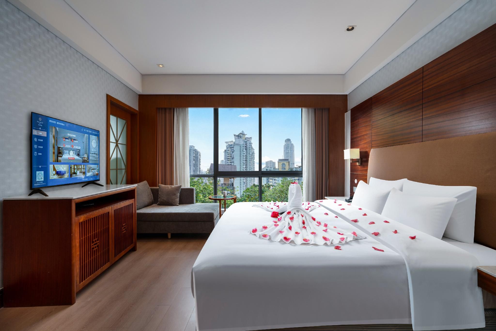 King Deluxe Suite
