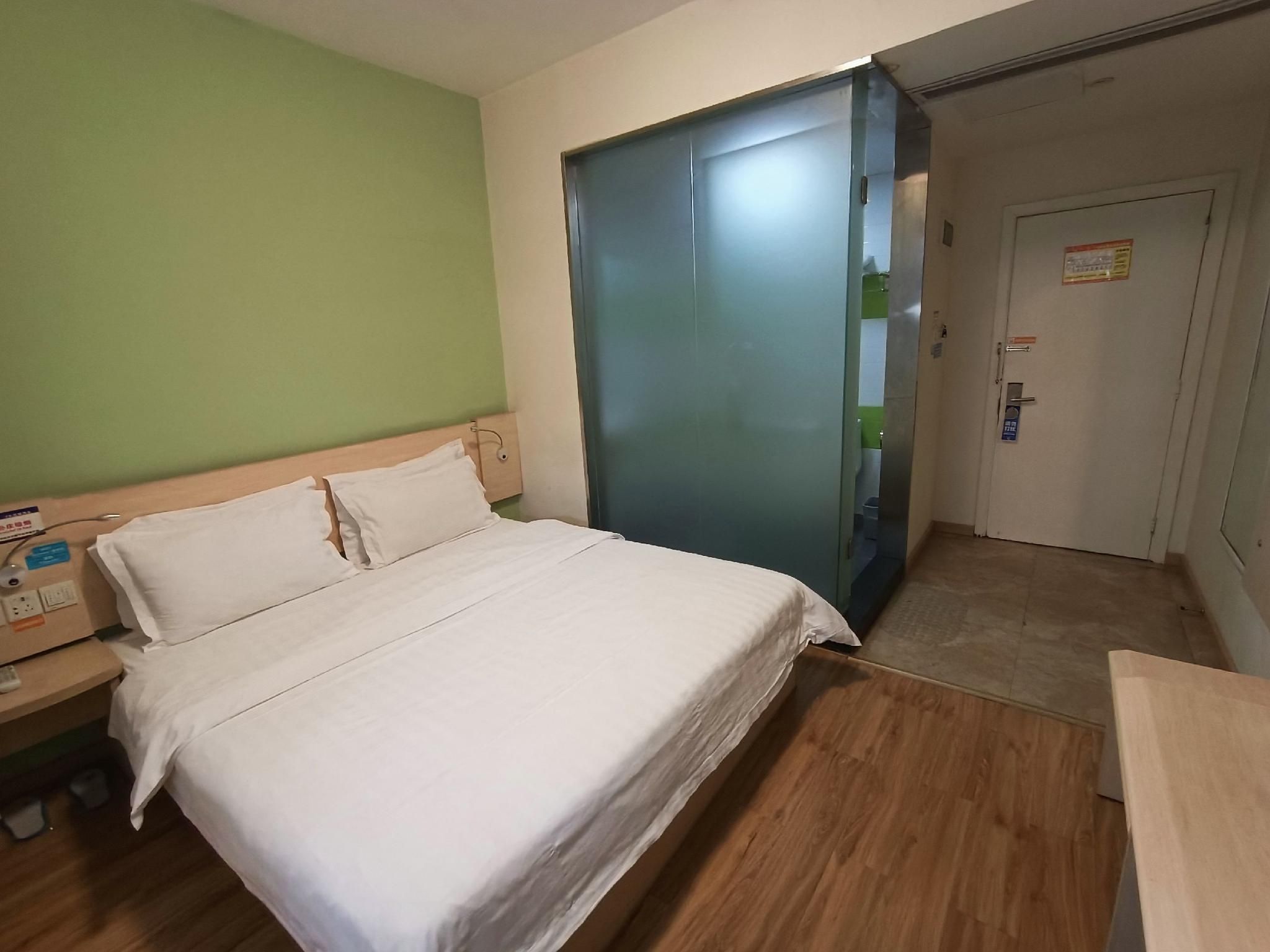 WH - Traditional Bed Room