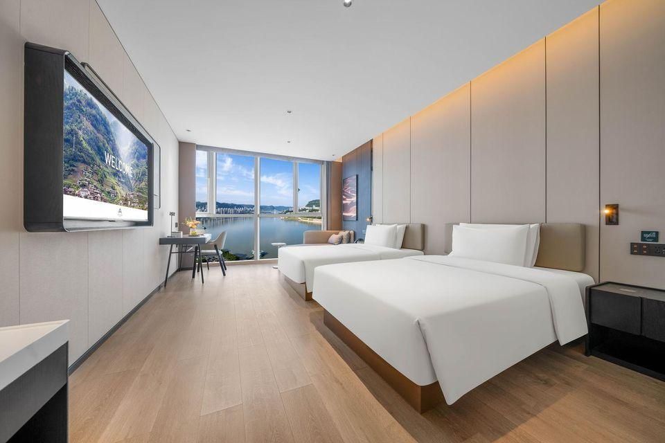 Jimu Twin Room with River View