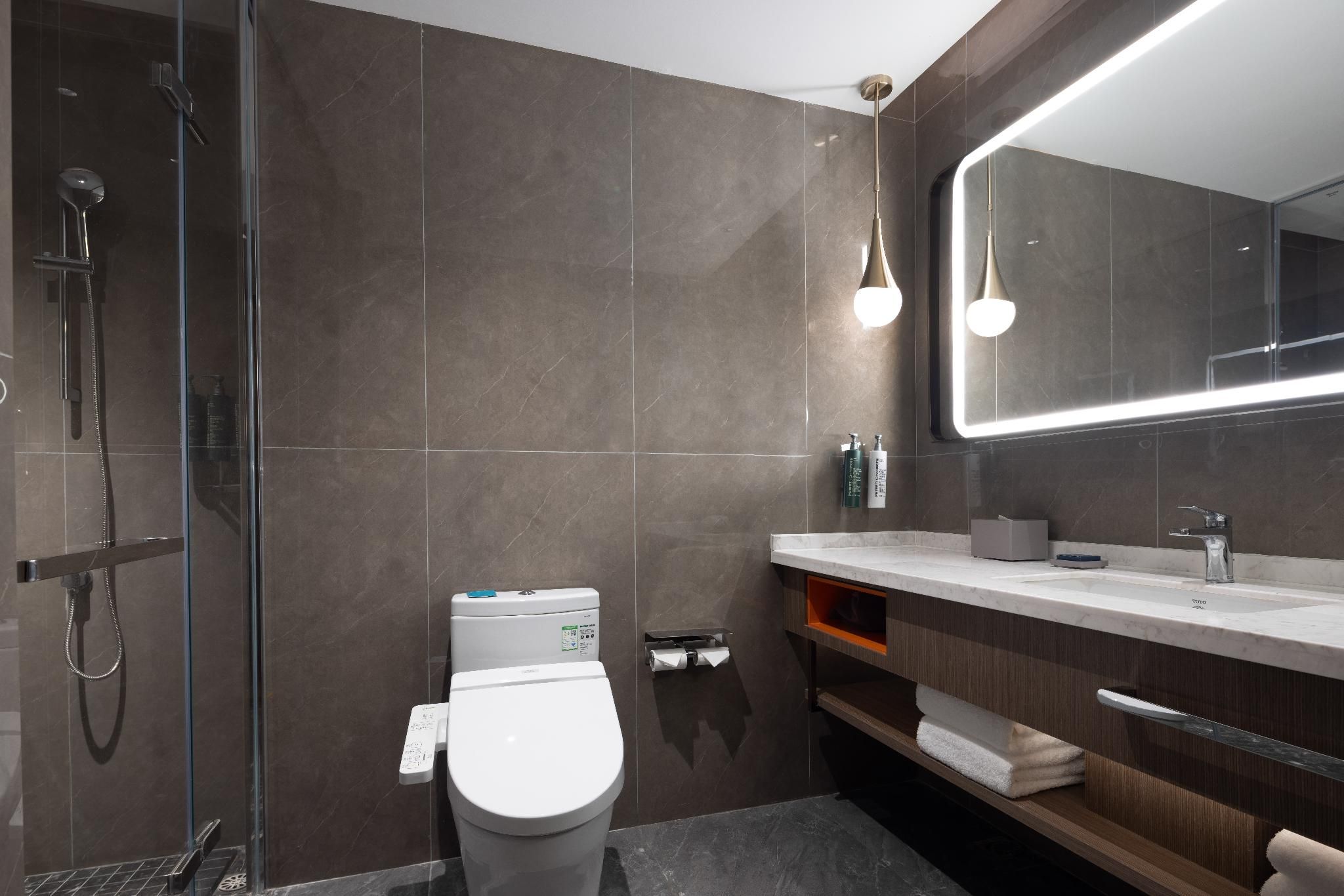 Duplex Suite, Twin
