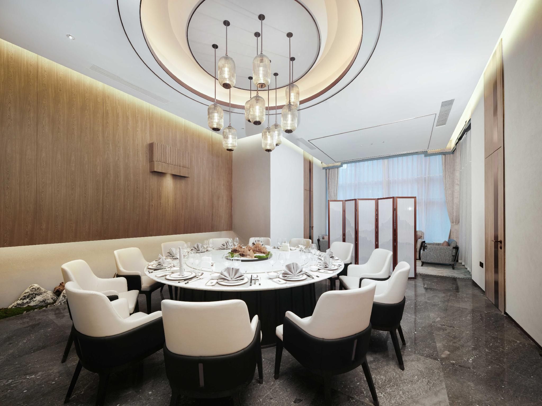 restaurant (private room)