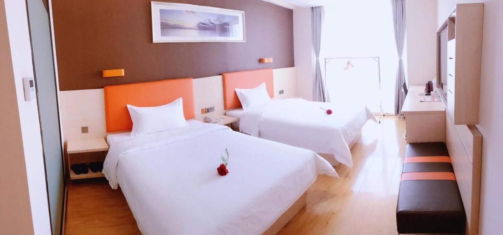Premium Deluxe Twin Room