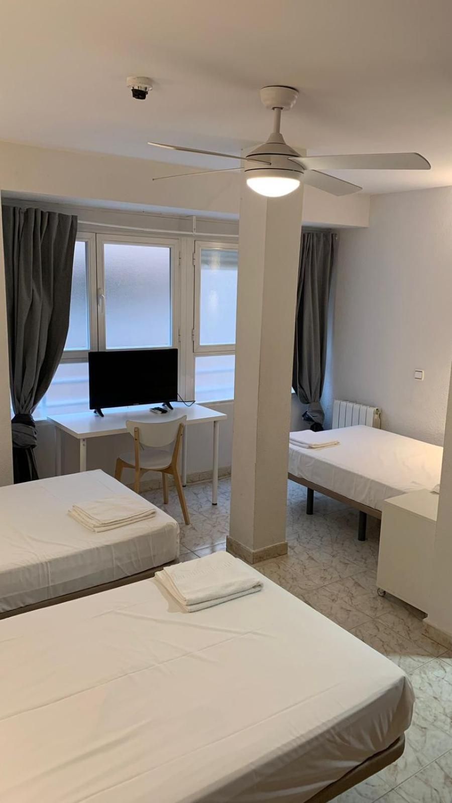 Hostal La Embajada Triple - 3 adults 2