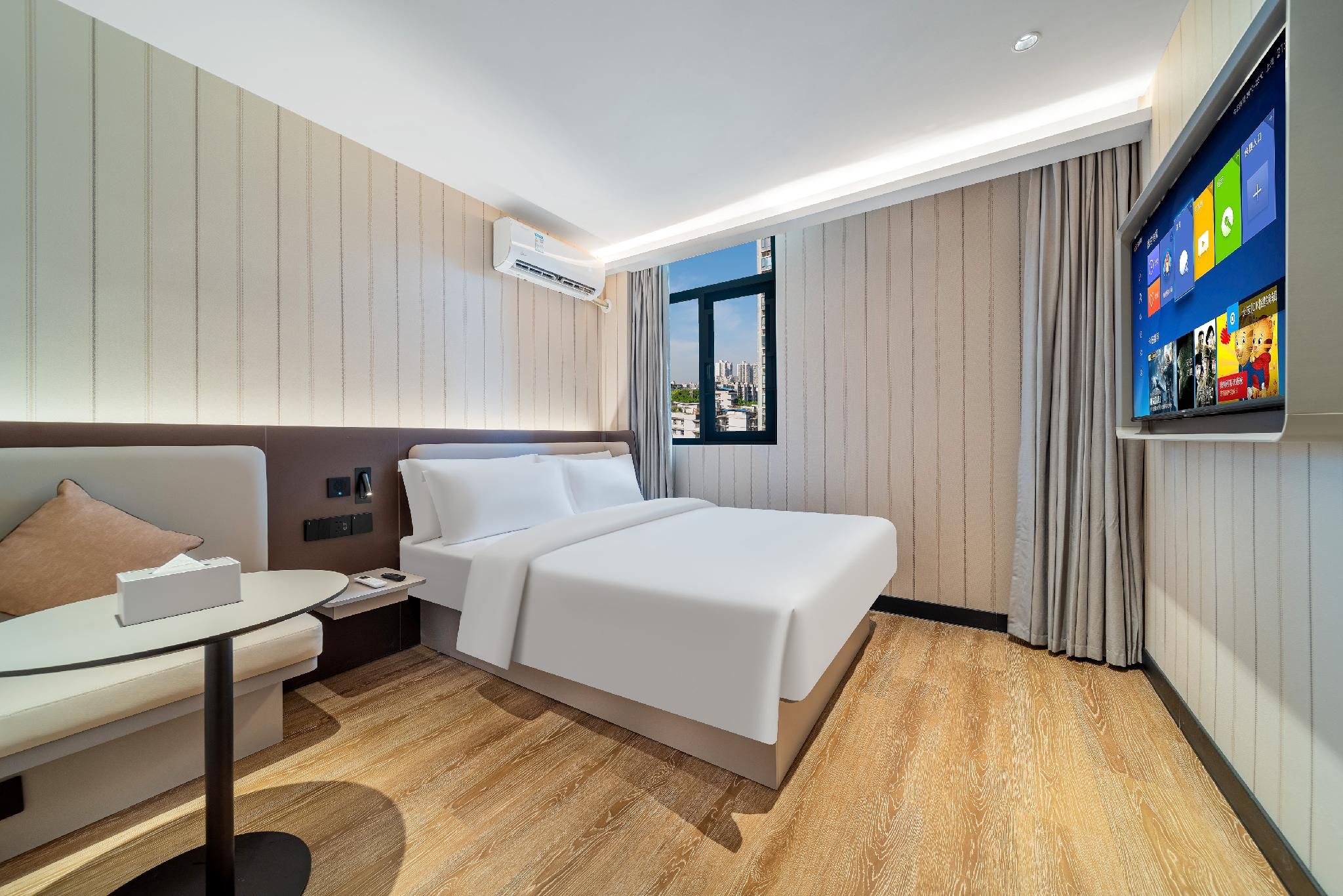 860654_220819214700115415158